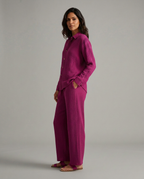 Twee-delig set met brede broek en knoopsluiting shirt voor vrouwen. 8