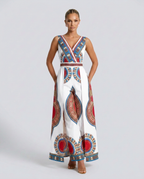 Kleurrijke Afrikaanse print jumpsuit met brede pijpen en V-hals. 5