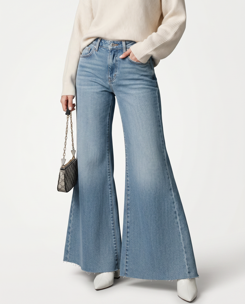 Alana flare jeans met gewassen afwerking voor vrouwen