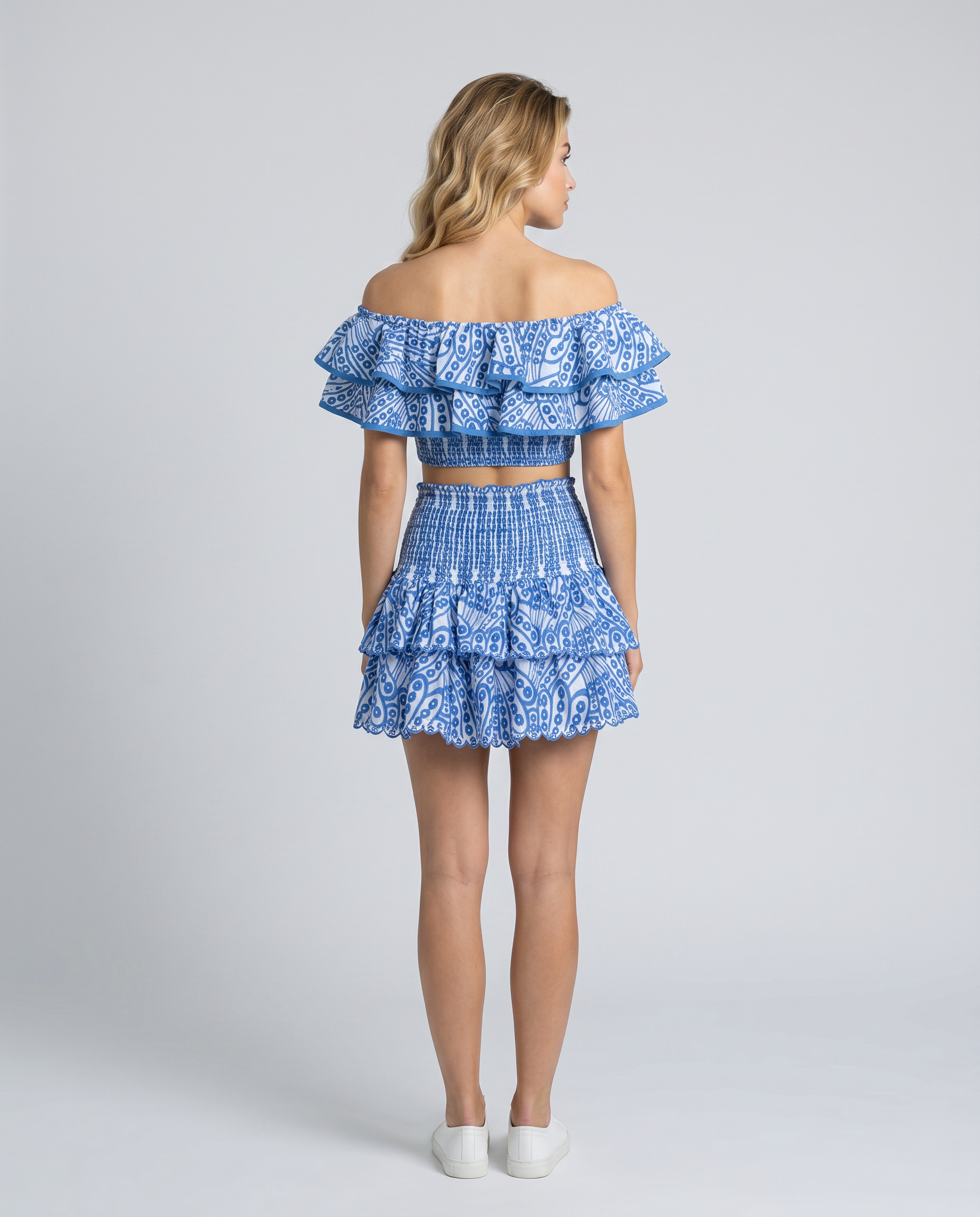 Annie twee-delige ruffle set met mini rok in Blau, perfect voor de zomer. 3