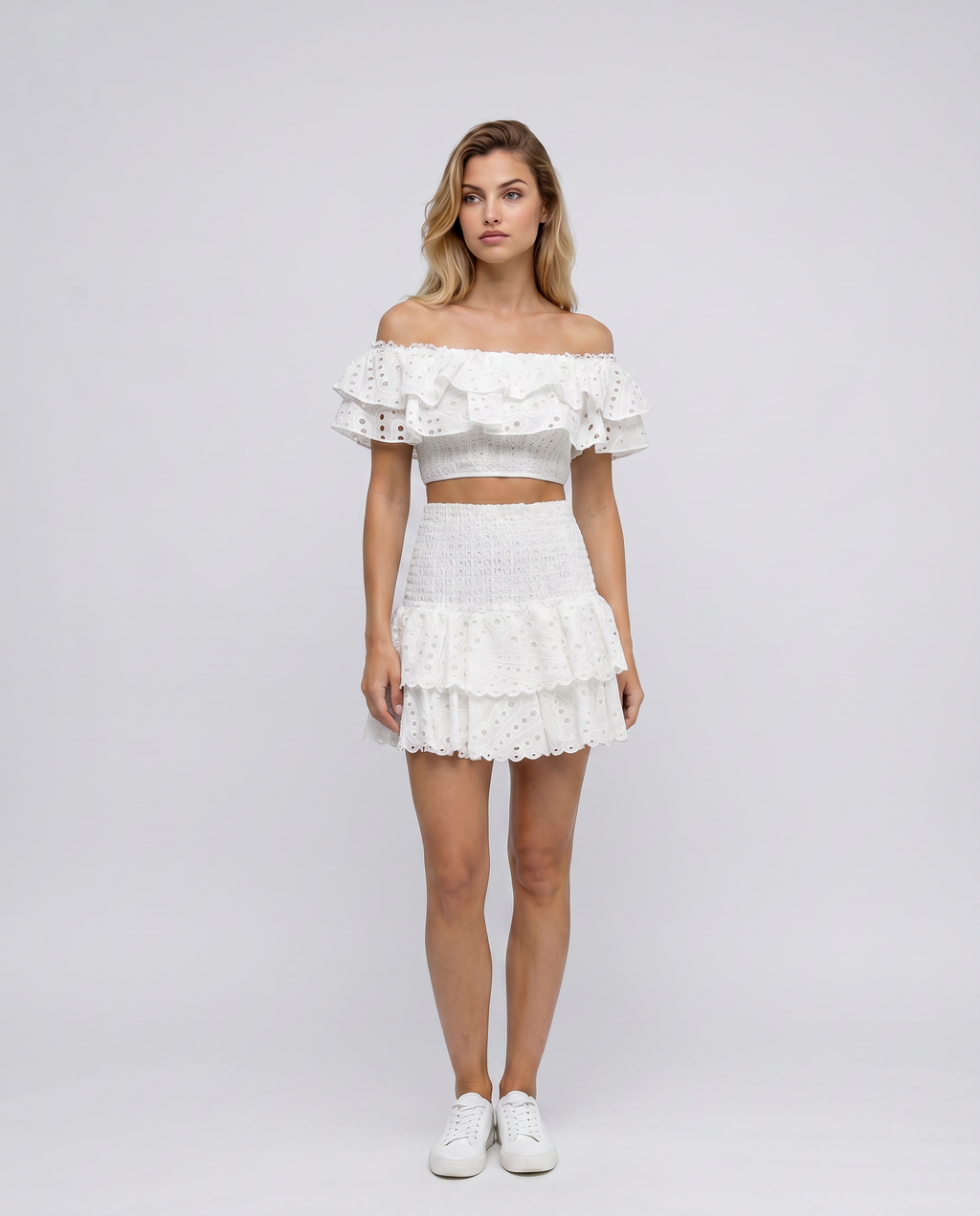 Annie twee-delige ruffle set met mini rok in Blau, perfect voor de zomer. 6