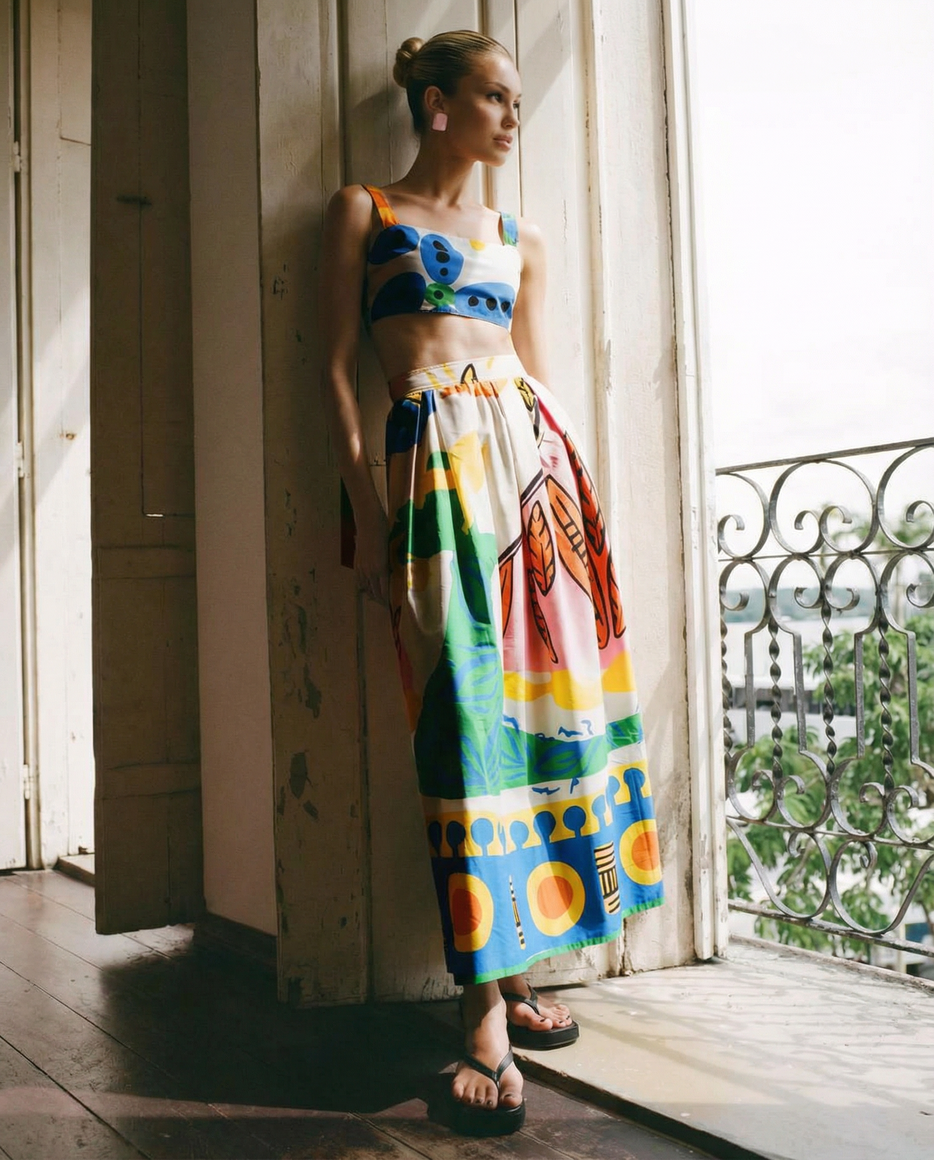 Aubrey gedrukte crop top en midi rok set in multikleur 4
