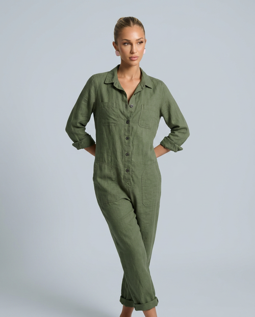 Stijlvolle lange mouwen jumpsuit met knopen aan de voorkant voor dames.