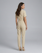 Elegante op maat gemaakte jumpsuit met tailleband voor vrouwen. 10