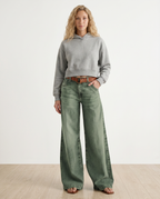Comfortabele wijde jeans met hoge taille in groen denim. 6