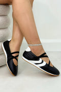 Comfortabele Mary Jane trainers in zwart met asymmetrische strap.