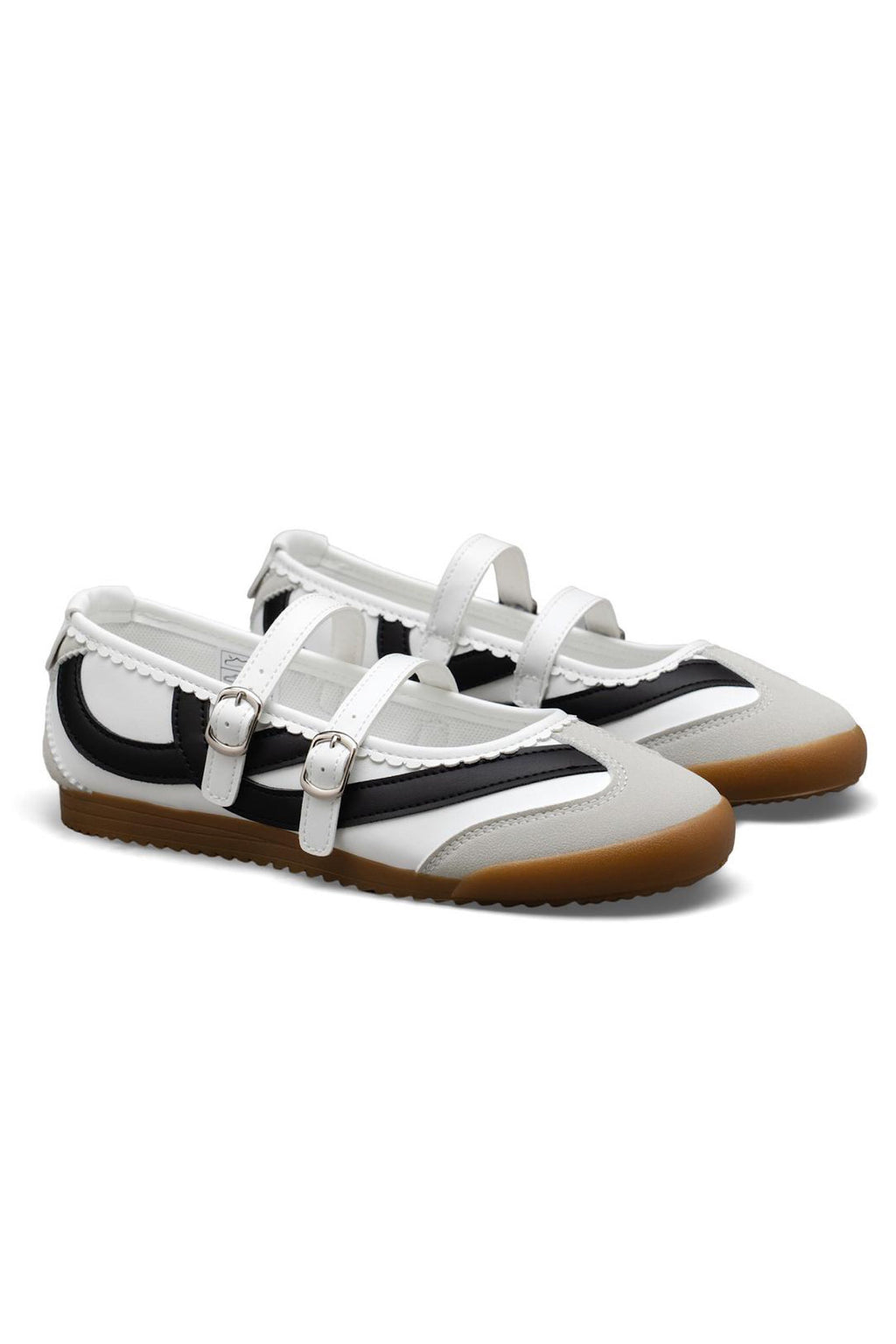 Comfortabele Mary Jane Eclipse Strap Trainers in wit met criss-cross banden en metalen gespen. 3