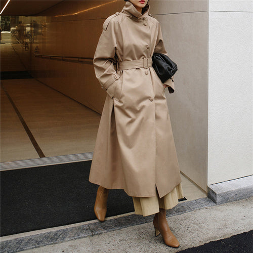 Stijlvolle dames lange trenchcoat met tailleband en hoge kraag 2