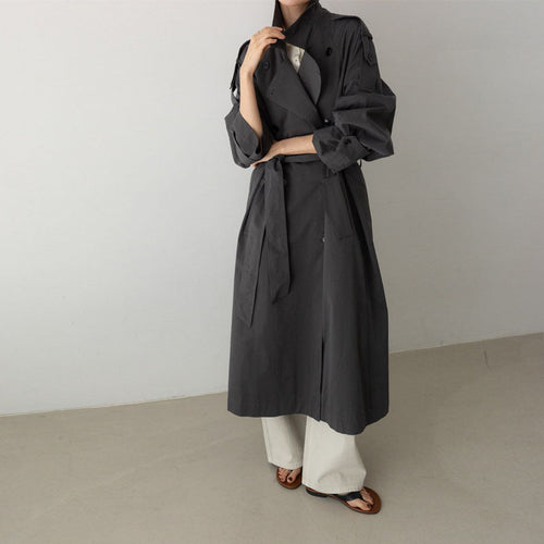 Dames oversized maxi-lengte trenchcoat met tailleband en epauletten in zwart grijs
