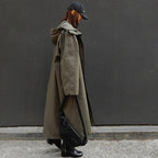 Dames stijlvolle oversized parka met grote capuchon en trekkoord taille 3