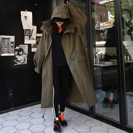 Dames stijlvolle oversized parka met grote capuchon en trekkoord taille 6