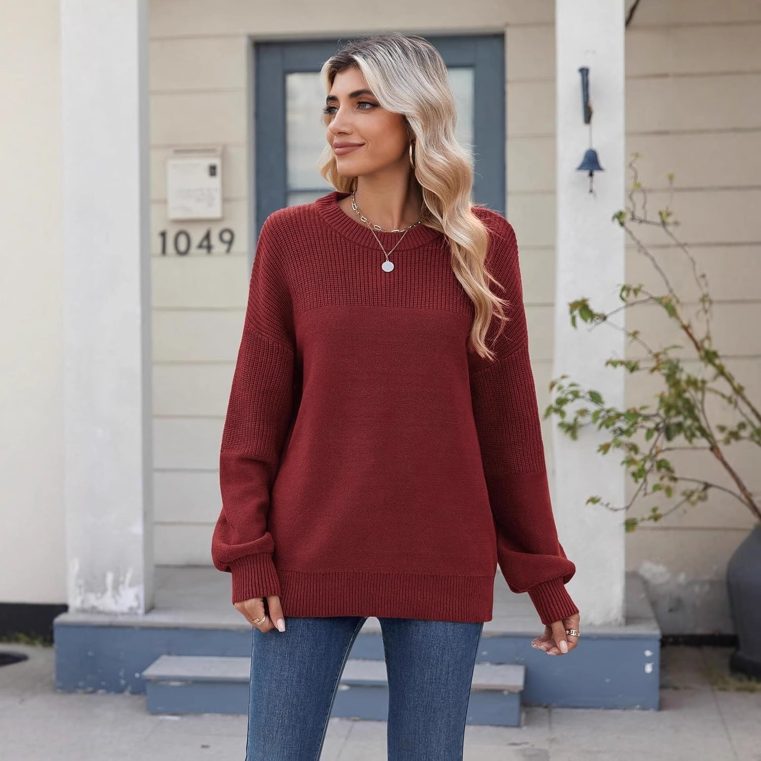 Dames pullover langarm met colorblock-design in marineblauw, bruin en bordeaux. 5