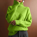 Dames rollkragenpullover van zachte strikstof met comfortabele val.