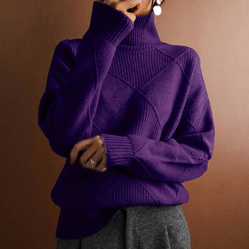 Dames rollkragenpullover van zachte strikstof met comfortabele val. 12
