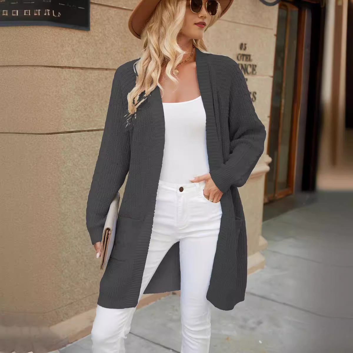 Dames Strick-Cardigan met Zopfmuster in blauw, comfortabel en stijlvol. 5