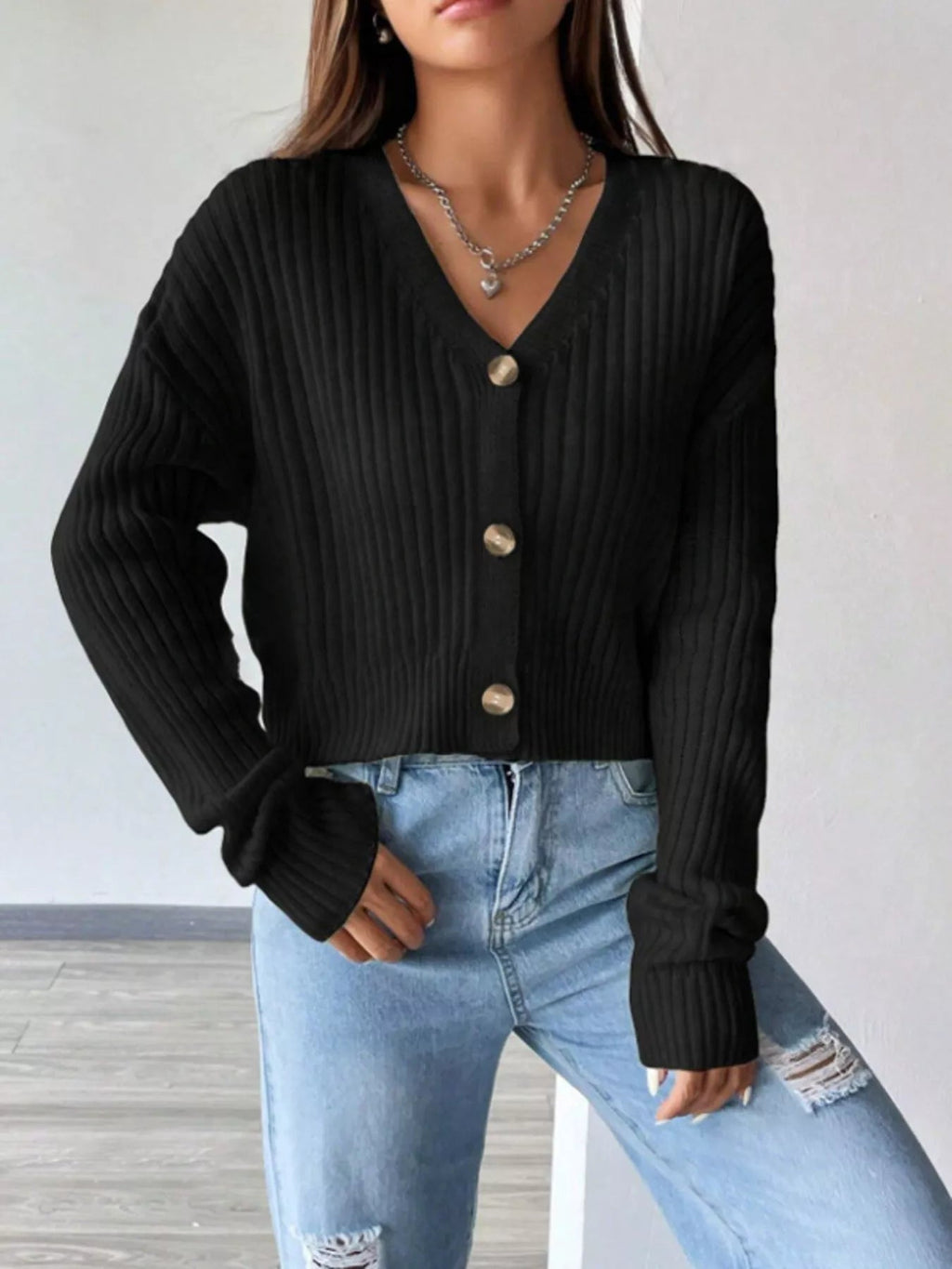 Dames strickjacke kort met V-ausschnitt in elegante stijl. 5