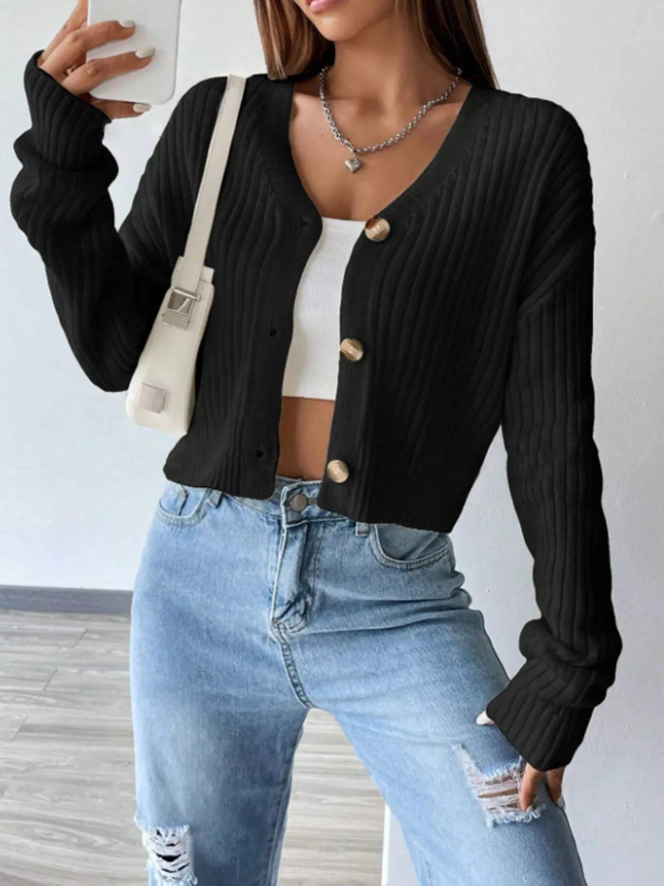 Dames strickjacke kort met V-ausschnitt in elegante stijl. 6