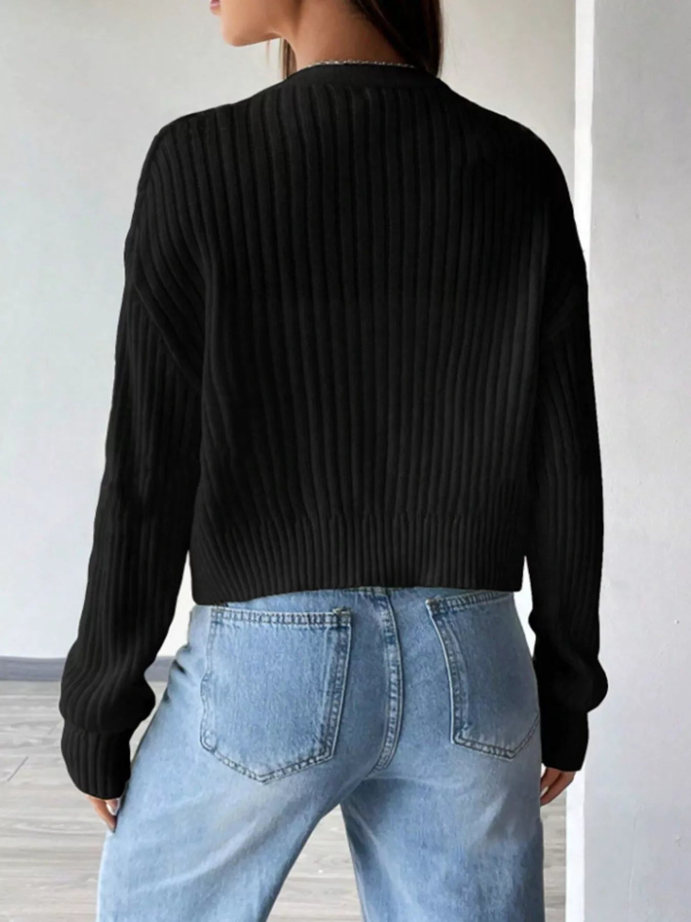 Dames strickjacke kort met V-ausschnitt in elegante stijl. 7