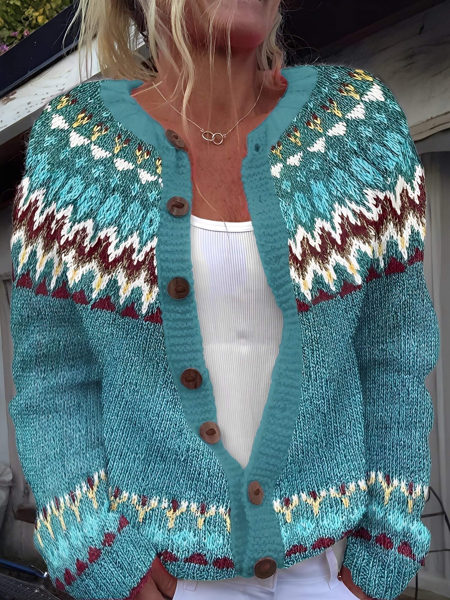 Elegante dames strickjacke met knoppen in lichtgewicht strick. 2