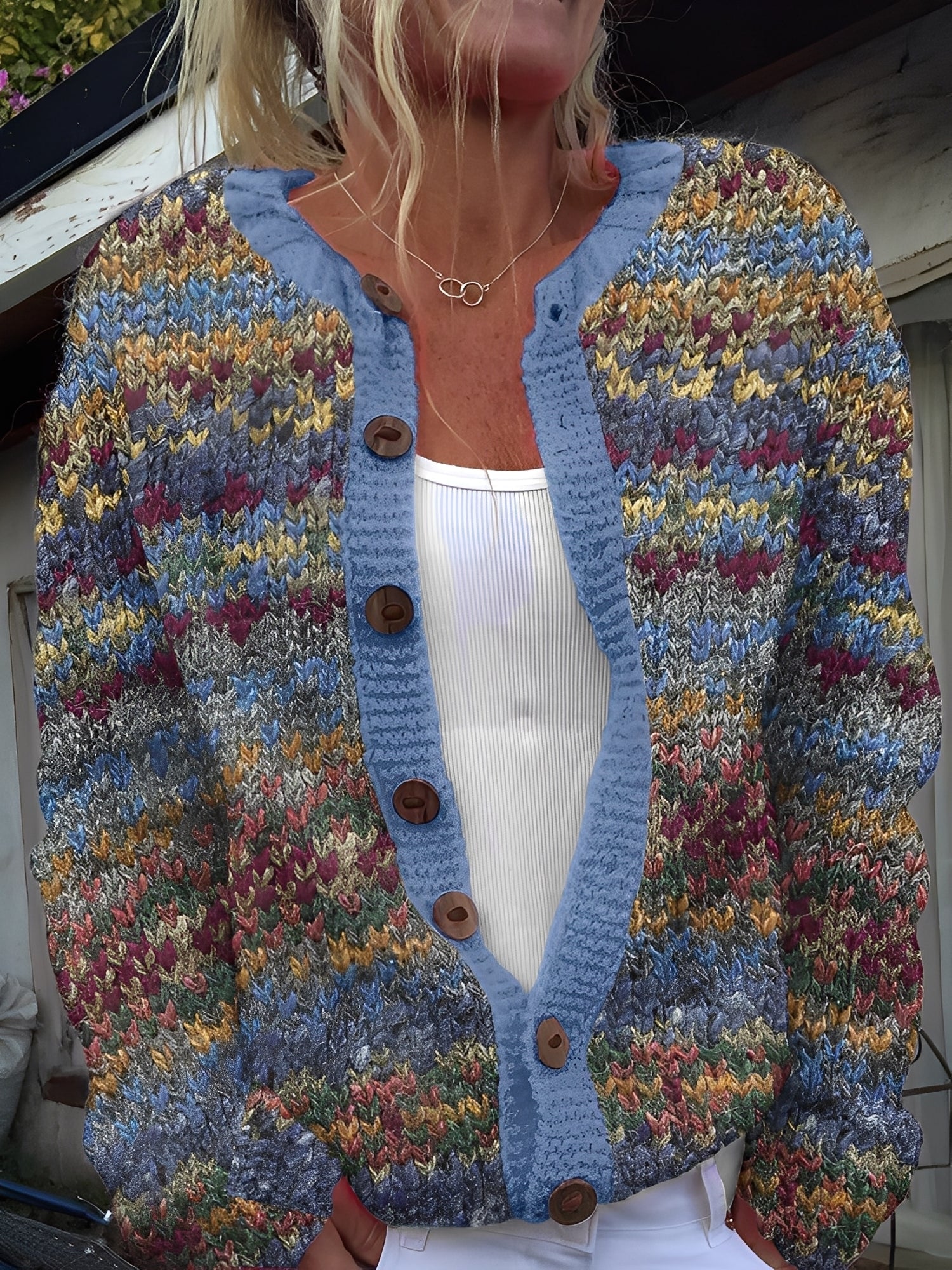 Elegante dames strickjacke met knoppen in lichtgewicht strick. 5