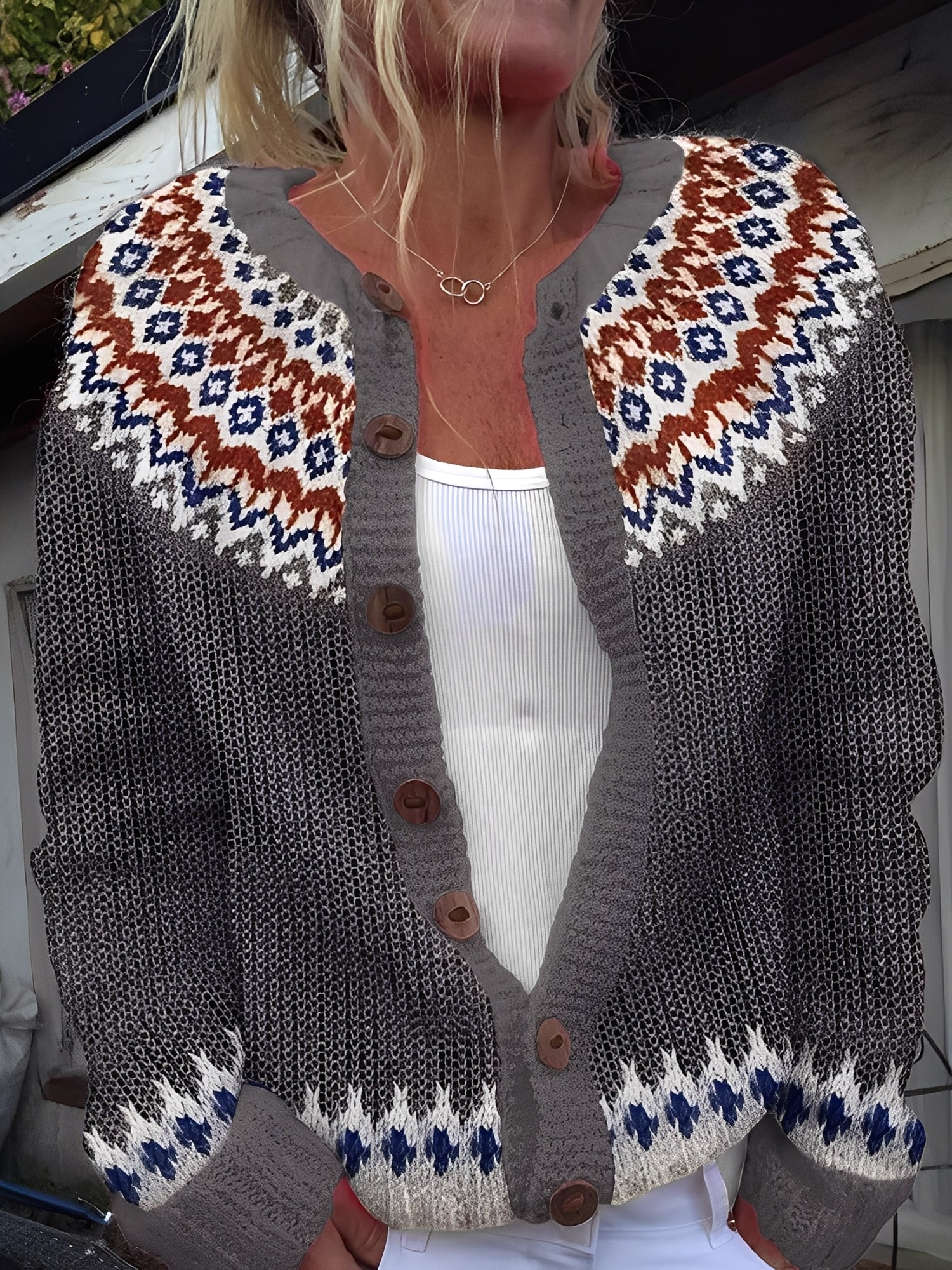 Elegante dames strickjacke met knoppen in lichtgewicht strick. 6