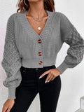 Elegante dames strickjacke met zopfpatroon in zachte wol.