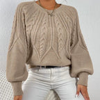 Dames strickpullover met zopfpatroon in beige kleur. 2