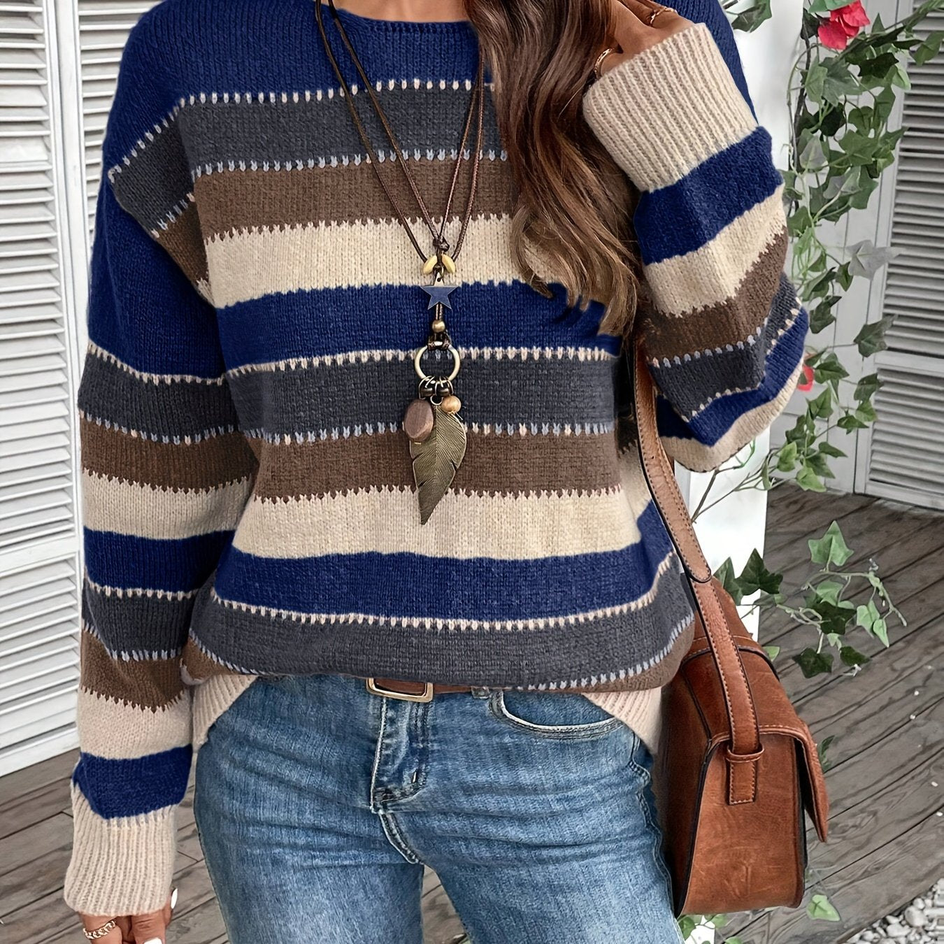 Comfortabele dames strickpullover met ronde hals in blauw en grijs. 10