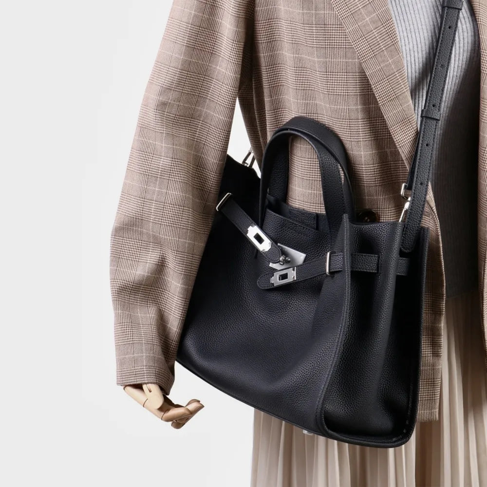 Handtas Zwart elegant en ruim 3