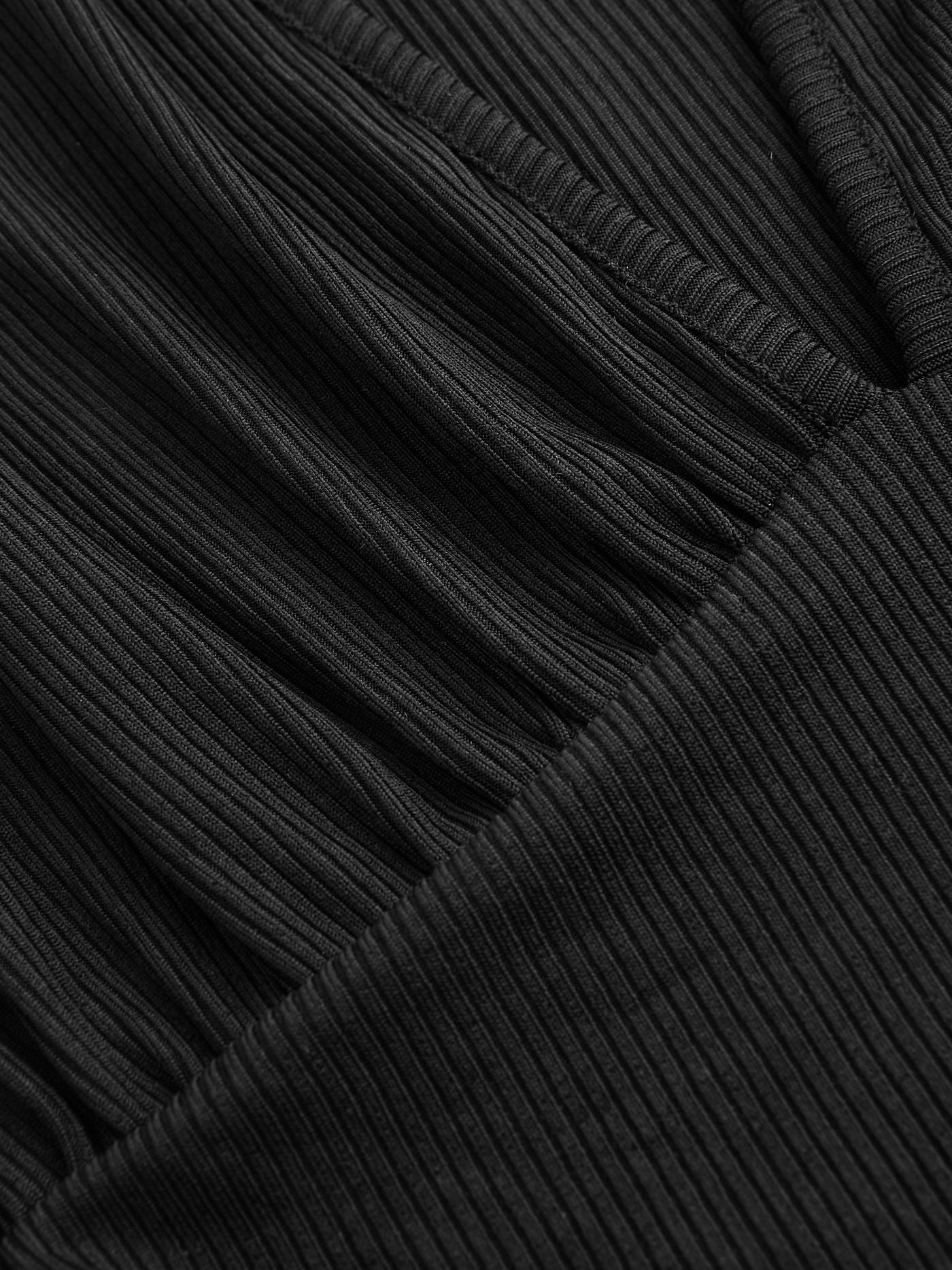 Eleanor jumpsuit met V-hals en wijde pijpen in verschillende kleuren. 13