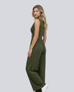 Eleanor jumpsuit met V-hals en wijde pijpen in verschillende kleuren. 29
