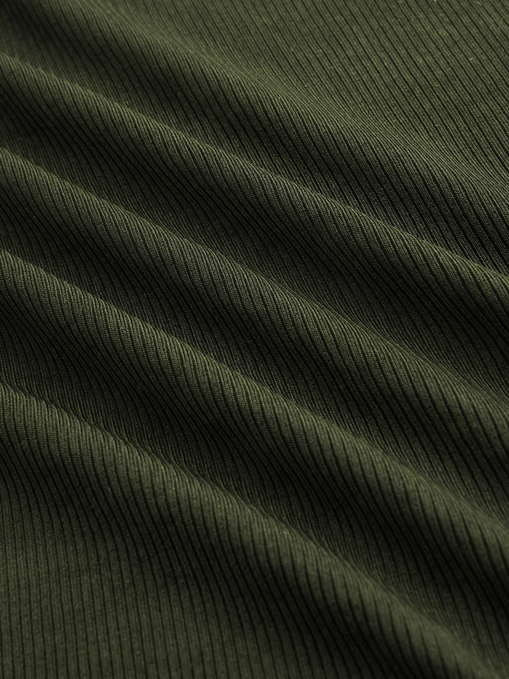 Eleanor jumpsuit met V-hals en wijde pijpen in verschillende kleuren. 32