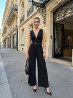 Eleanor jumpsuit met V-hals en wijde pijpen in verschillende kleuren. 8
