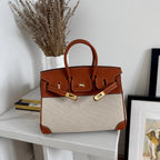 Handtas met canvas en leren details in verschillende kleuren 11