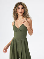 Jasmine V-hals Cami Wijde Pijpen Jumpsuit in olijfgroen, zwart en khaki. 3