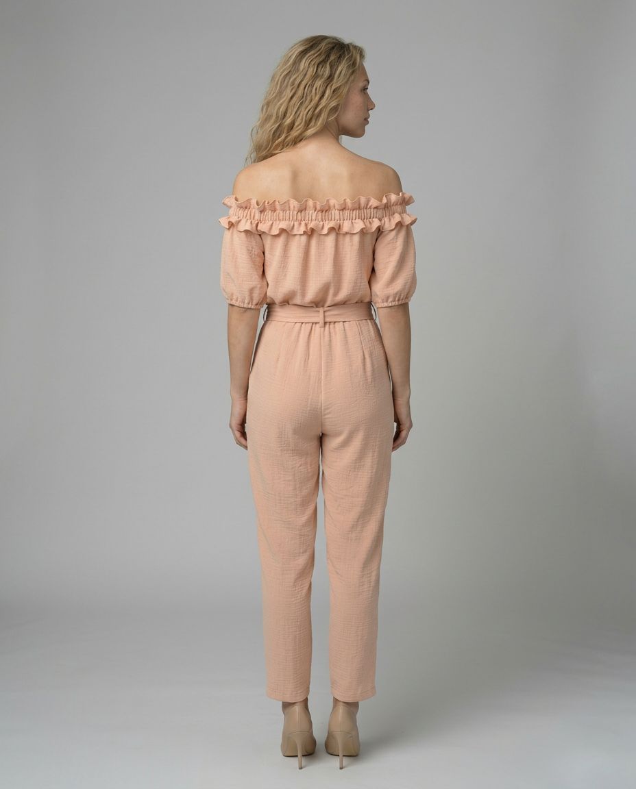 Jessie off-shoulder jumpsuit met elegante tailleband in perzikkleur 2