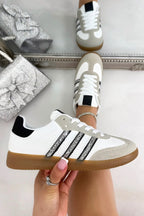 Kristallen Stripe Simba Sneakers in wit, perfect voor elke gelegenheid. 2