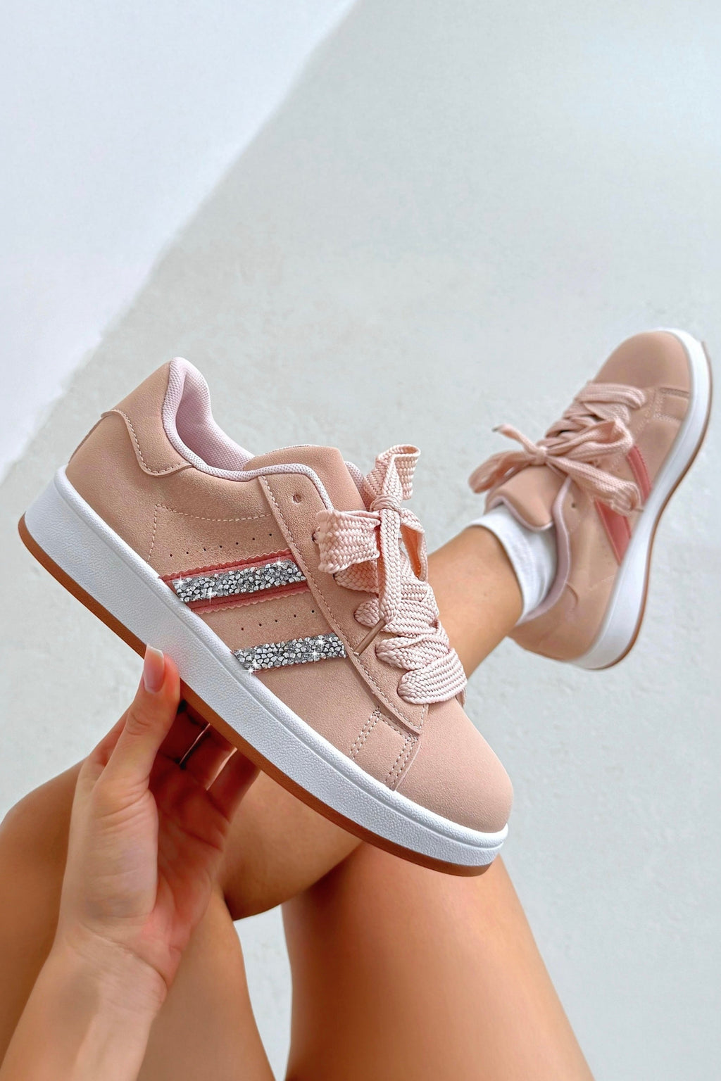 Kristallen Stripe Sneakers in Roze, Beperkte Editie
