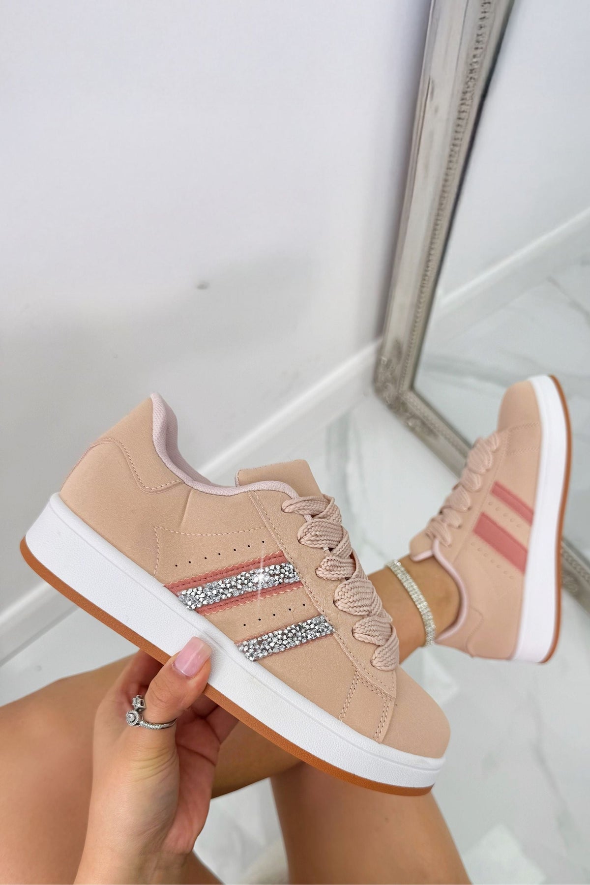 Kristallen Stripe Sneakers in Roze, Beperkte Editie 2