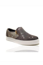 Glamoureuze Kristallen Suède Rits Pumps in grijs met decoratieve details. 8