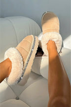 Elegante kristallen trim slippers in nude kleur. 2