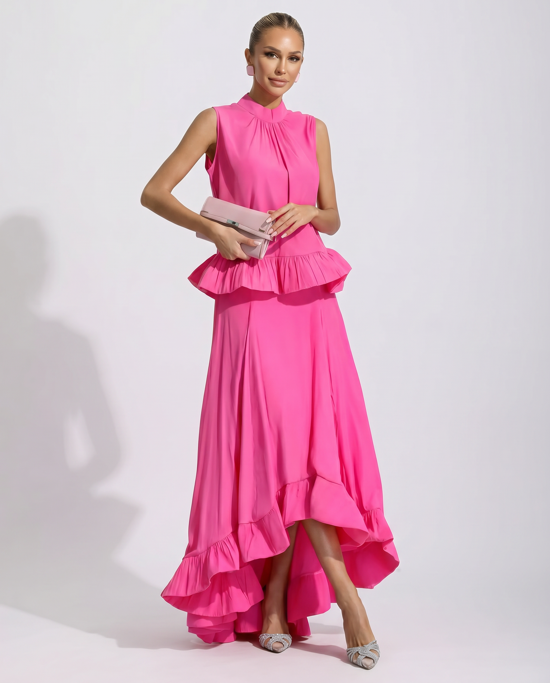 Mona twee-delig maxi set met rimpelrok in roze. 4