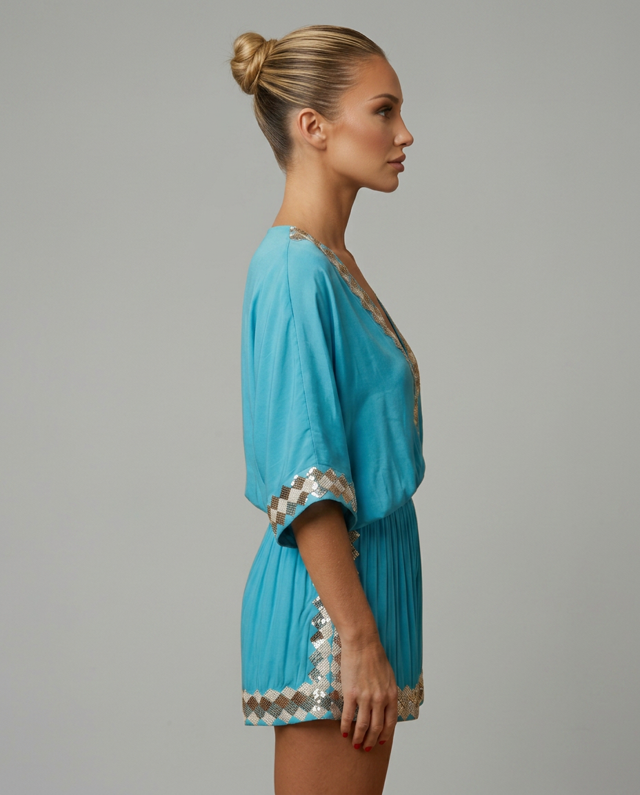 Elegante V-hals playsuit met korte mouwen en embellishments. 3