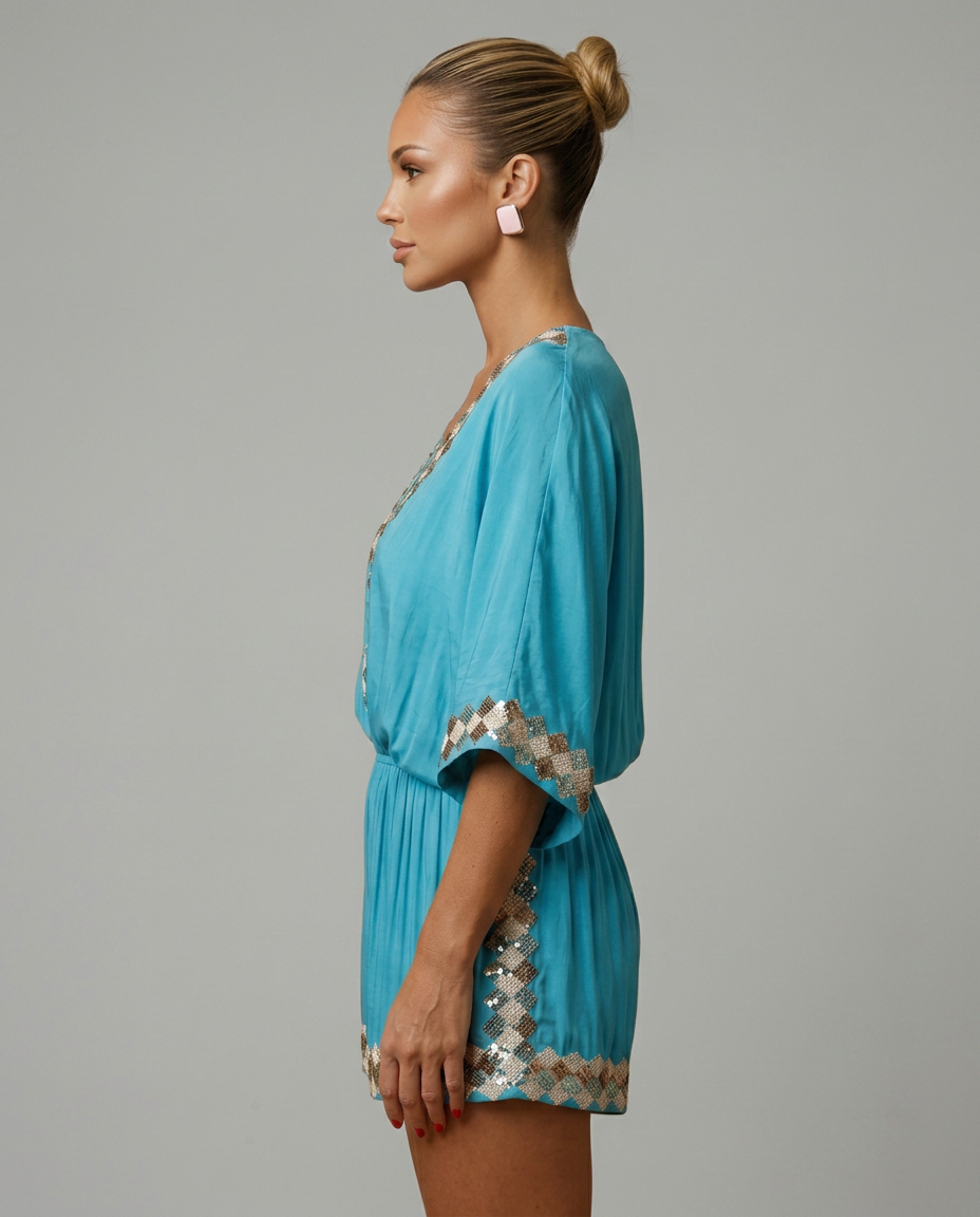 Elegante V-hals playsuit met korte mouwen en embellishments. 4