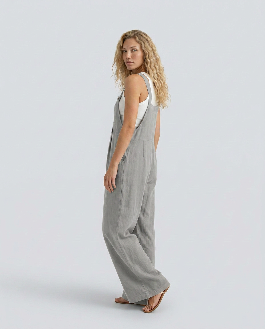 Rachel jumpsuit met wijde pijpen en verstelbare bandjes in zwart 12