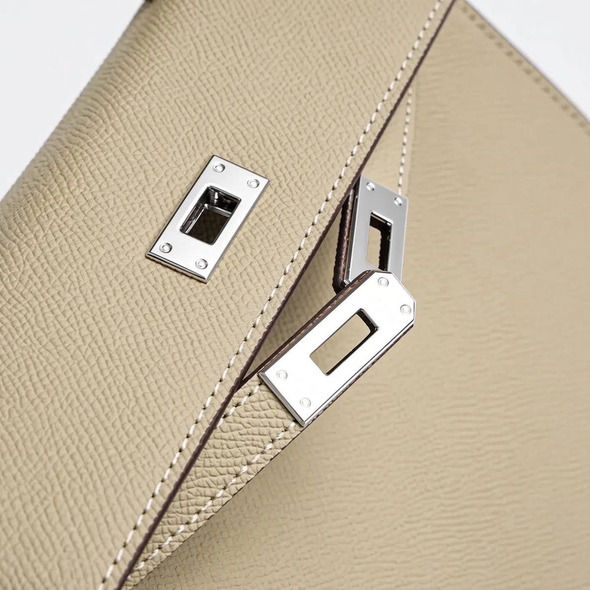 Handtas Zwart van Epsom leer, compact en stijlvol 35
