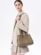 Draagtas Beige met Luxe Details en Ruime Interieur 11