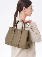 Draagtas Beige met Luxe Details en Ruime Interieur 12