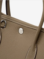 Draagtas Beige met Luxe Details en Ruime Interieur 18