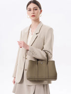 Draagtas Beige met Luxe Details en Ruime Interieur 9